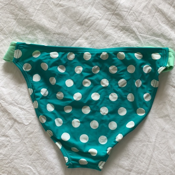 Bikini - Picture 6 of 7